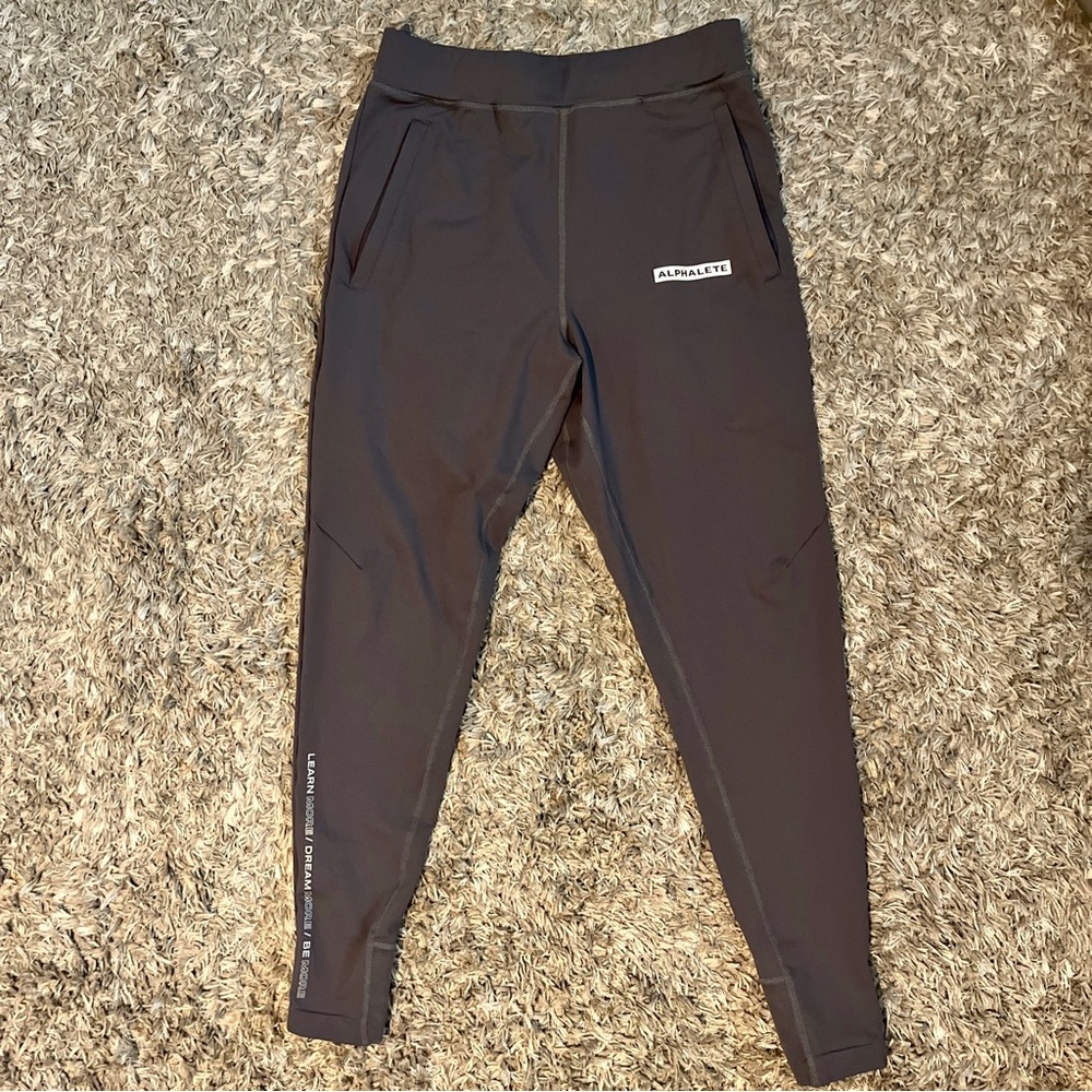 Womens Alphalete jogger legging size Small EUC